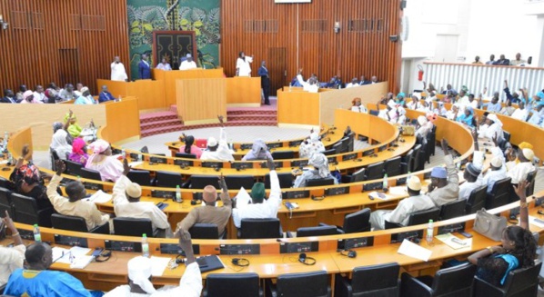 Levée de l'imminuté parlementaire de Barthélémy Dias : Aïssata Tall, Fada, Fatou Thiam, Samba Bathily, Seynabou Wade, Abatalib Guèye, Awa Diop, Ndéye Awa Mbodj, Alassane Ndoye, Me El Hadji Diouf… ont voté “NON”