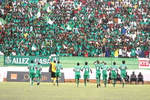 LIGUE 1 : LE CASA-SPORTS ATOMISE NDIAMBOUR DE LOUGA (4-1)