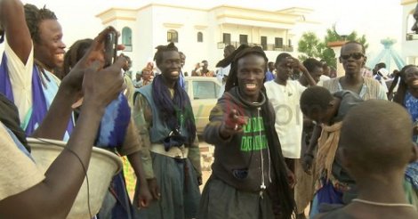 Touba : Une fille s'habille en pantalon jean, un "Baye Fall" s'acharne sur elle