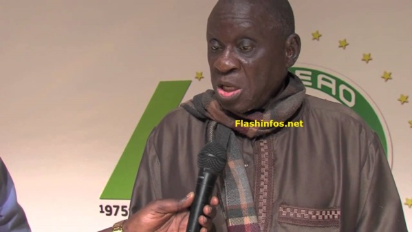 Saliou Cissé, ancien ambassadeur : «Seul Buhari peut raisonner Jammeh»