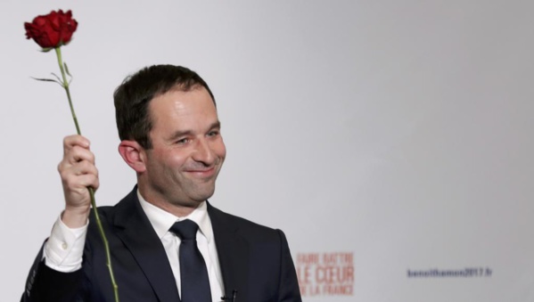 Benoît Hamon s'impose au second tour de la primaire à gauche