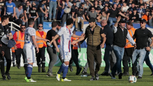 Incidents de Bastia - Lyon: pourquoi le match a dégénéré