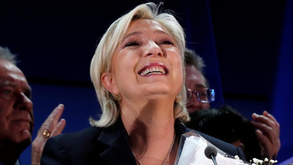 Marine Le Pen se pose en garante de «l'alternance fondamentale»