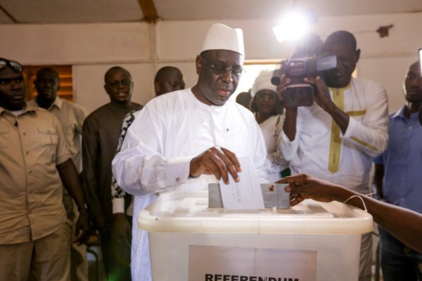 Cascade de couacs dans l’organisation du scrutin : Macky Sall, en mode non-voyant