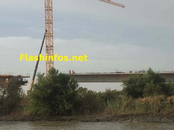 Traversée de la Gambie : Les travaux du pont de Farafégny avacent....(Images)