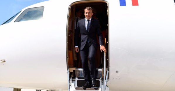 Dakar : Emmanuel Macron a atterri à l'aéroport Léopold Sédar Senghor