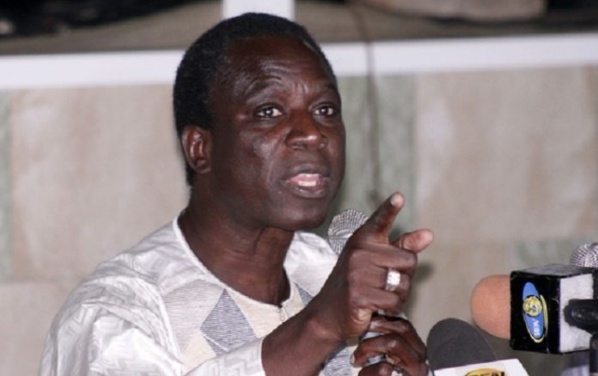 Thione Seck : "Wally a le droit d'avoir l'ambition de dépasser Youssou Ndour. Il est sur la bonne voie"