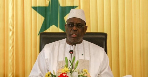 Macky Sall porte à 85.000 francs l’indemnité de logement des enseignants