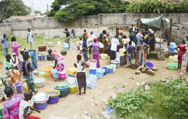 Pénurie d'eau à Dakar : L'opposition dénonce l'incompétence du régime de Macky SALL