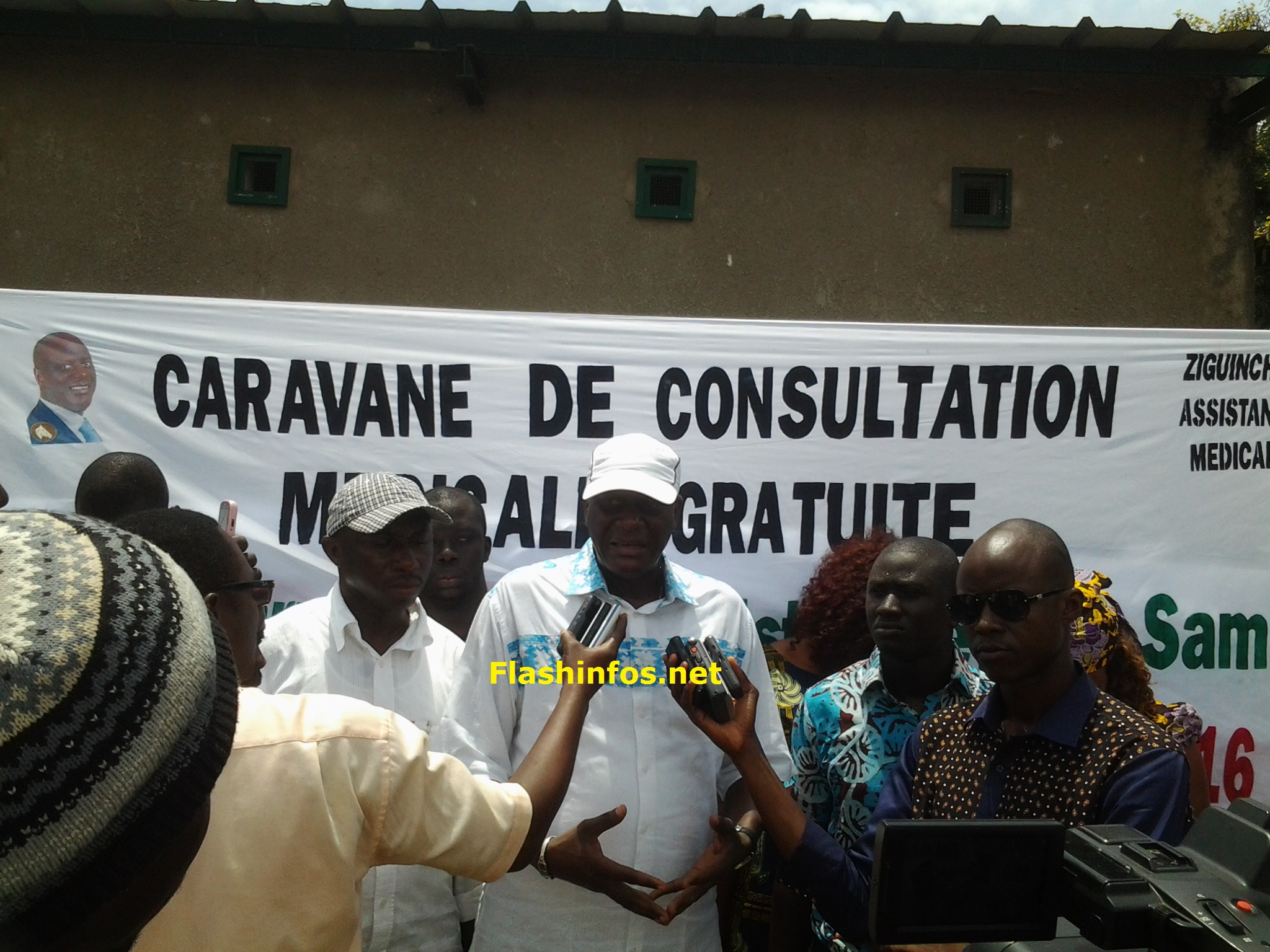 Ziguinchor : Le Ministre Benoit Sambou et l’association ZAM au chevet des populations.