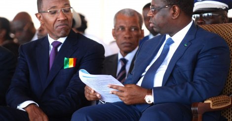 MAINMISE SUR LE PETROLE DES SENEGALAIS : Abdoul Mbaye Pose des Questions à Macky Sall