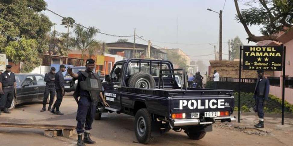 URGENT : Burkina Faso: deux commissariats de police attaqués dans le nord du pays