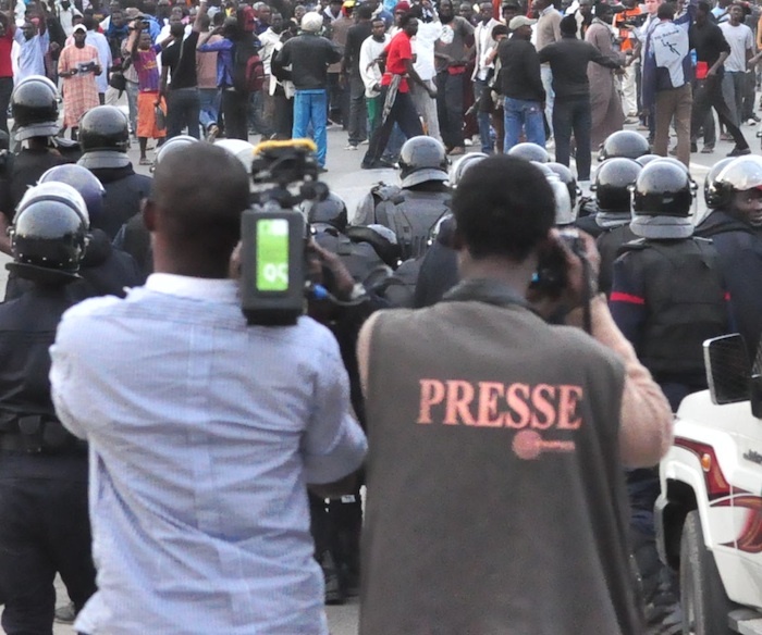 Marche du 3 mai : La presse étale ses maux dans la rue