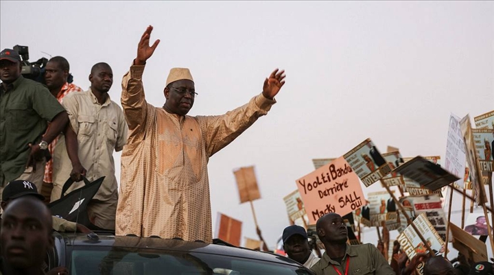 Campagne pour les législatives : Macky Sall dégaine 3 milliards