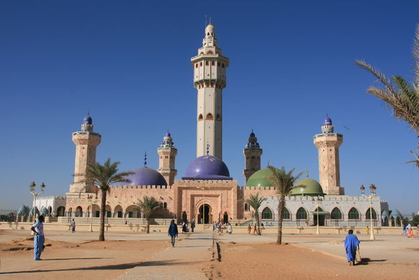 Le vote a démarré à midi à Touba