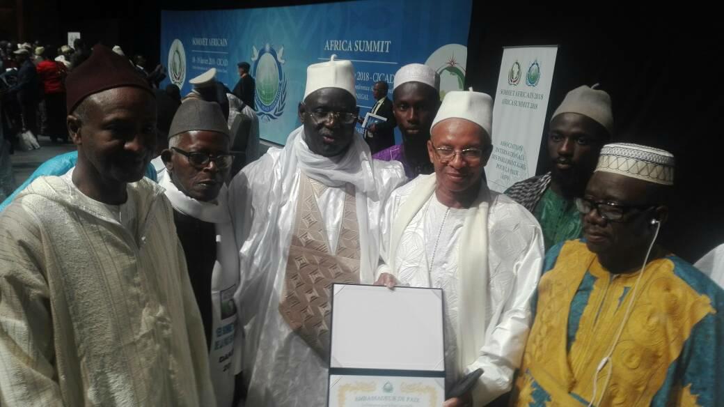 Sommet Mondial de la Paix en Afrique : Elhadj Cheikh Sidya DRAME nommé « Ambassadeur de la Paix »