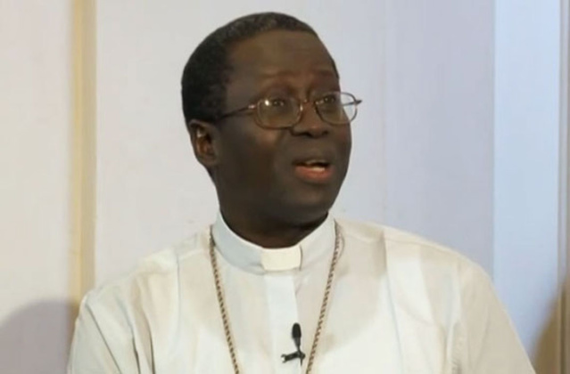 Mgr Benjamin Ndiaye : "Il faut que les politiciens nous aident à mettre de l'ordre dans ce pays"