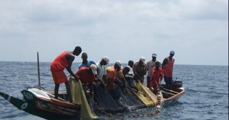 Urgent : Des garde-côtes mauritaniens tirent sur des pêcheurs sénégalais