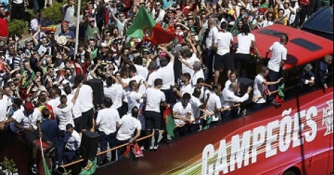 Au Portugal, une marée humaine pour accueillir les champions d’Europe