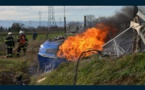 Urgent : Un bus transportant des "Thiantacounes" prend feu à Kolda