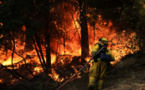 Un pompier tué par l'incendie Thomas en Californie